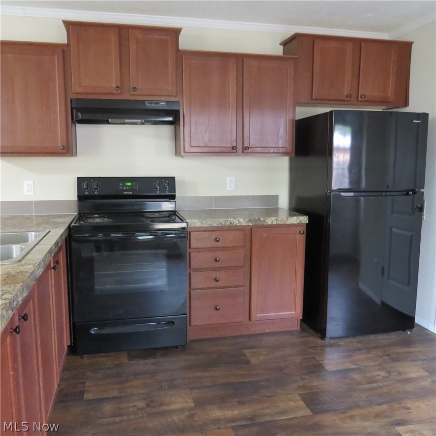 770 Jones Avenue NW Carrollton OH 44615