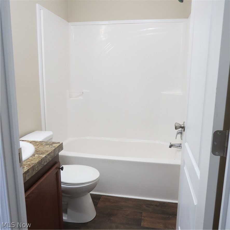 770 Jones Avenue NW Carrollton OH 44615