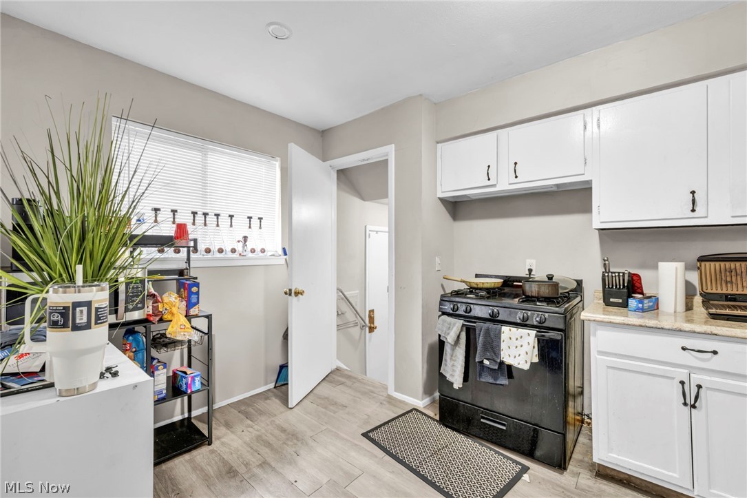 16215 Miles Avenue Cleveland OH 44128