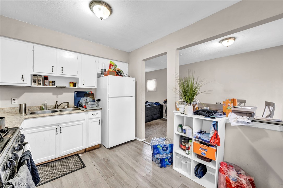 16215 Miles Avenue Cleveland OH 44128