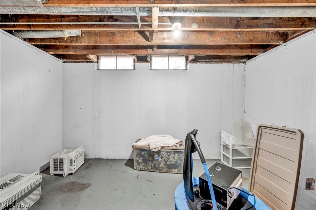 16215 Miles Avenue Cleveland OH 44128