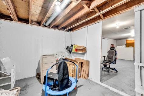 16215 Miles Avenue Cleveland OH 44128
