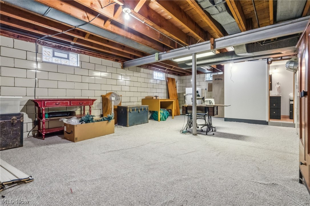 1410 W Valentine Canton OH 44708
