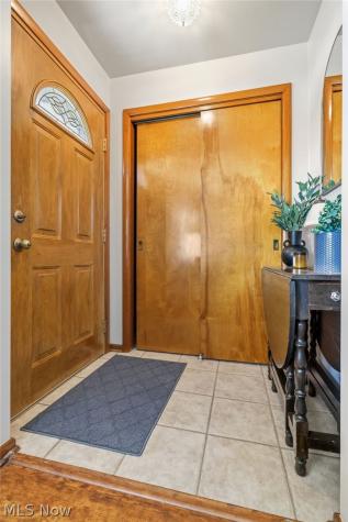 1410 W Valentine Canton OH 44708