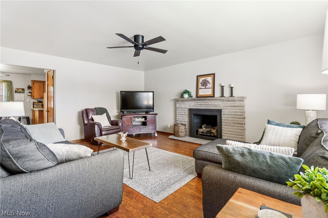 1410 W Valentine Canton OH 44708