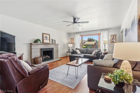1410 W Valentine Canton OH 44708