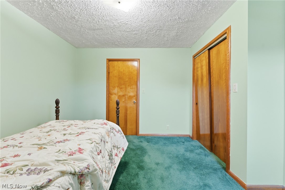 1304 E 2nd Street Dover OH 44622