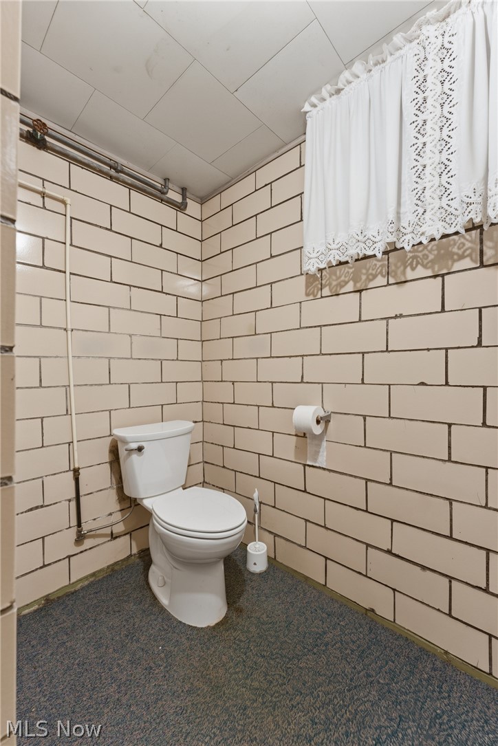 1304 E 2nd Street Dover OH 44622