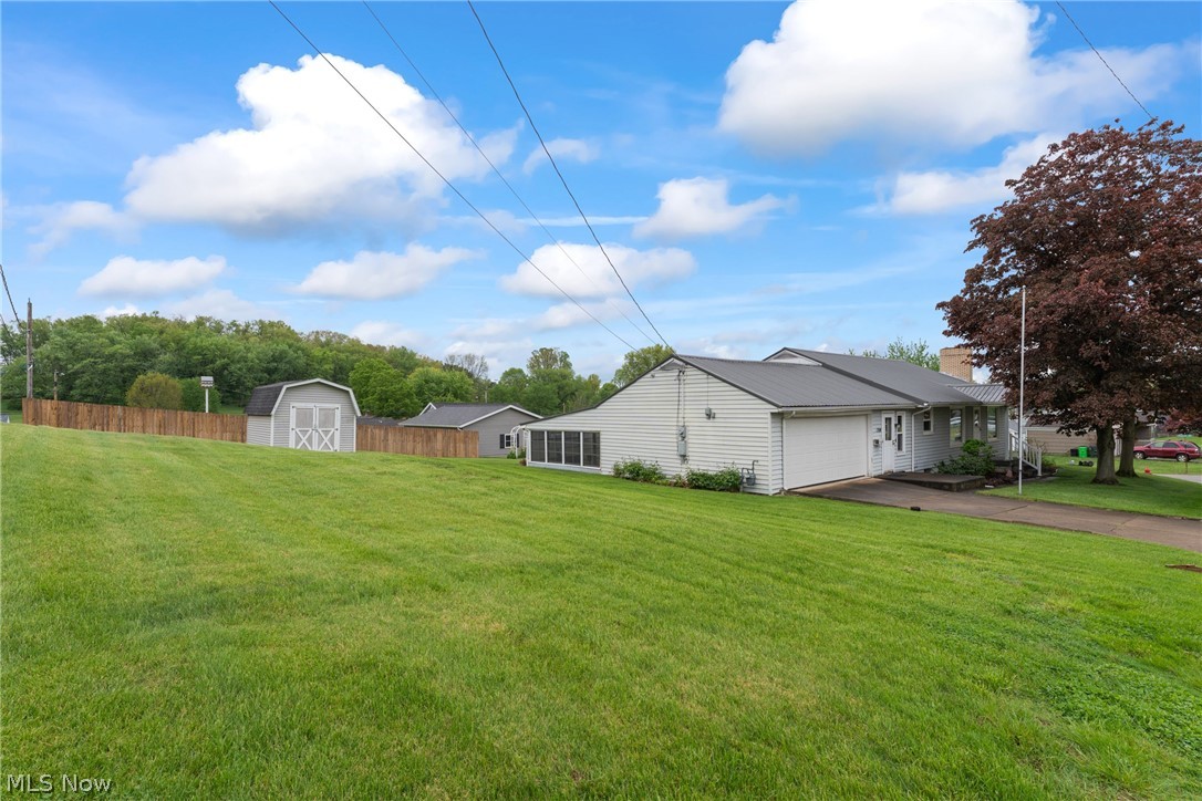 1304 E 2nd Street Dover OH 44622