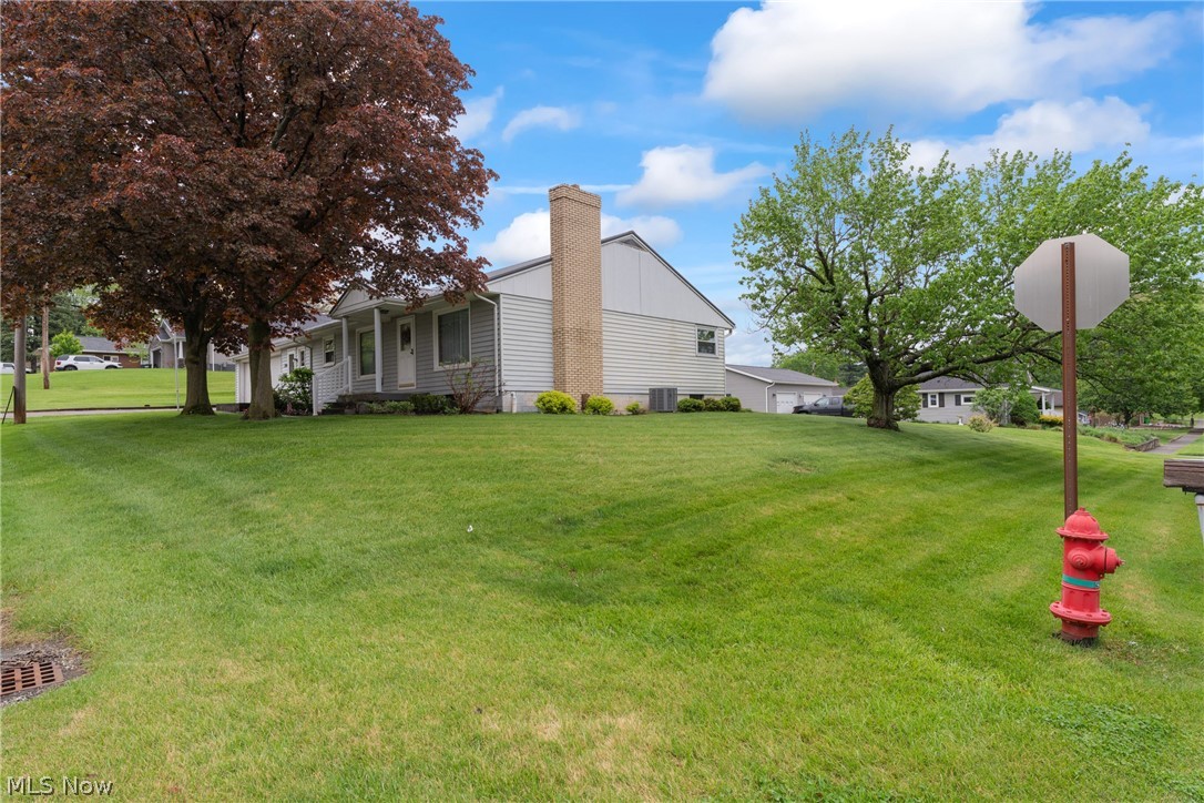 1304 E 2nd Street Dover OH 44622