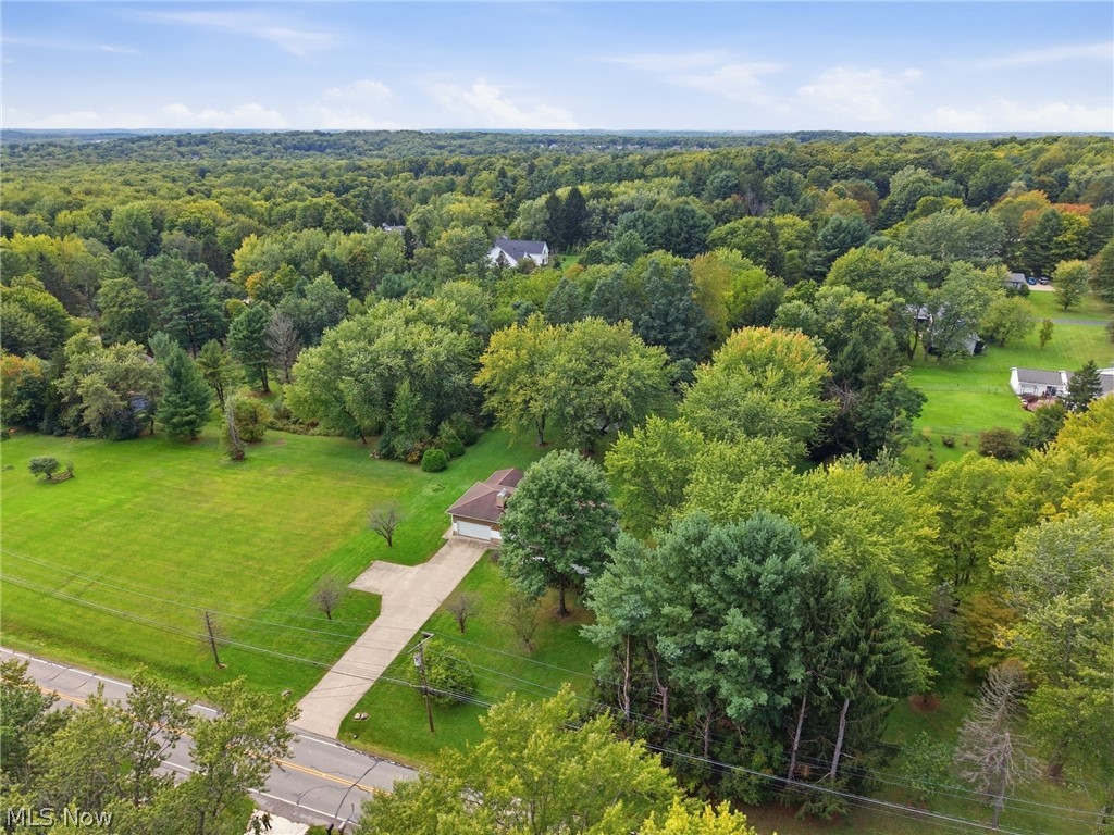 18328 Haskins Road Chagrin Falls OH 44023