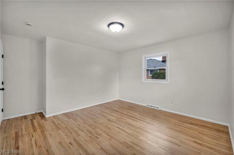 1299 Jackie Lane Mayfield Heights OH 44124