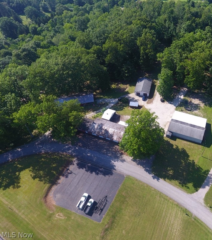5007 Raven Road SE Carrollton OH 44615