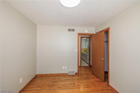 358 Washington Avenue Barberton OH 44203