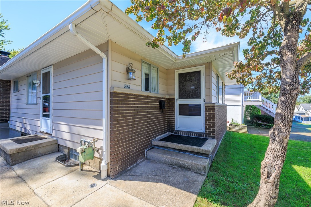 358 Washington Avenue Barberton OH 44203