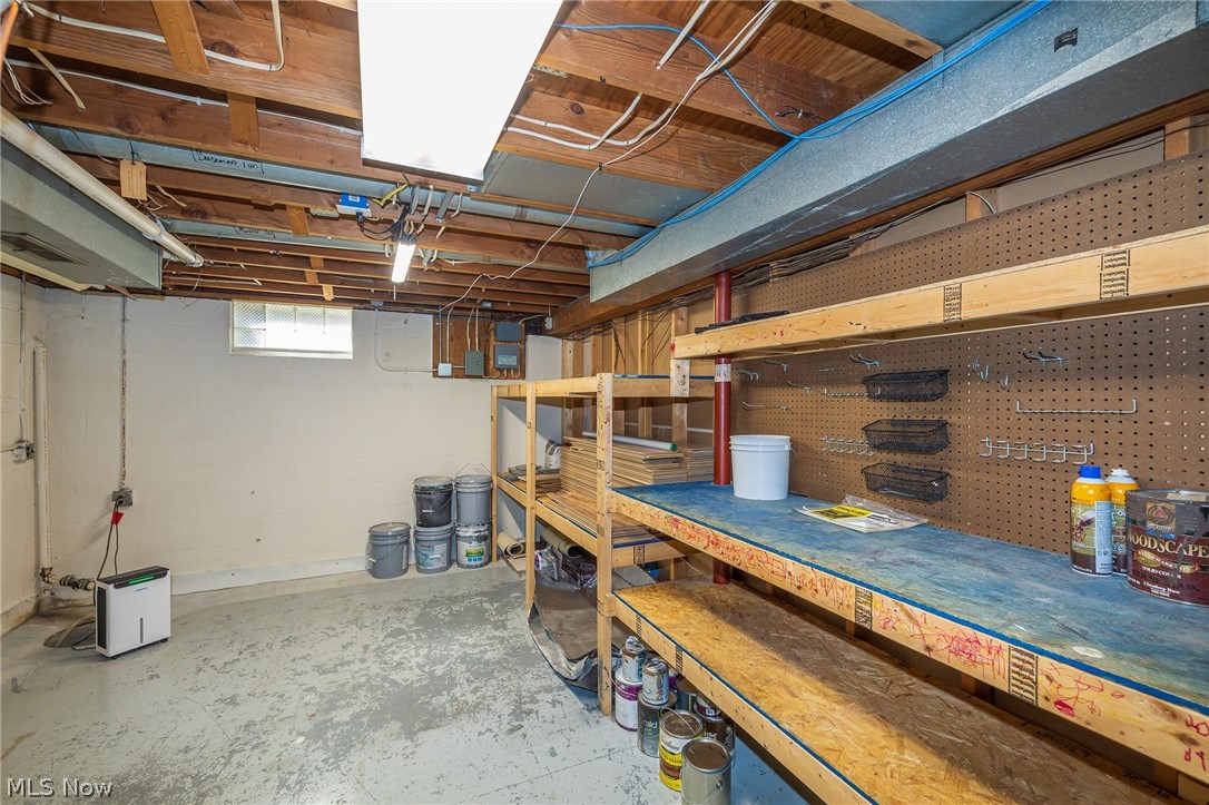 358 Washington Avenue Barberton OH 44203