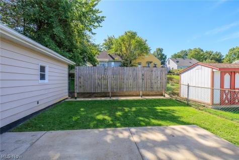 358 Washington Avenue Barberton OH 44203