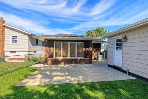358 Washington Avenue Barberton OH 44203