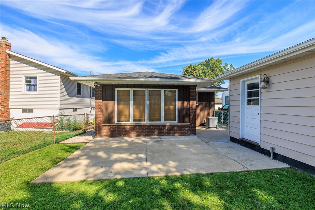 358 Washington Avenue Barberton OH 44203