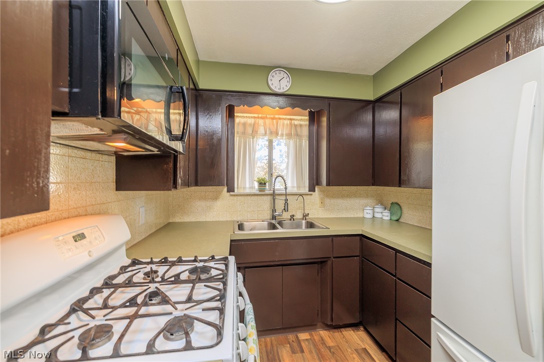 358 Washington Avenue Barberton OH 44203