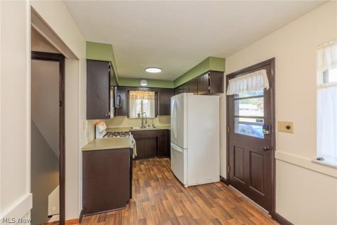 358 Washington Avenue Barberton OH 44203