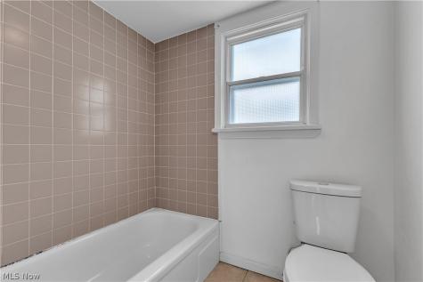 7614 Spring Garden Road Parma OH 44129