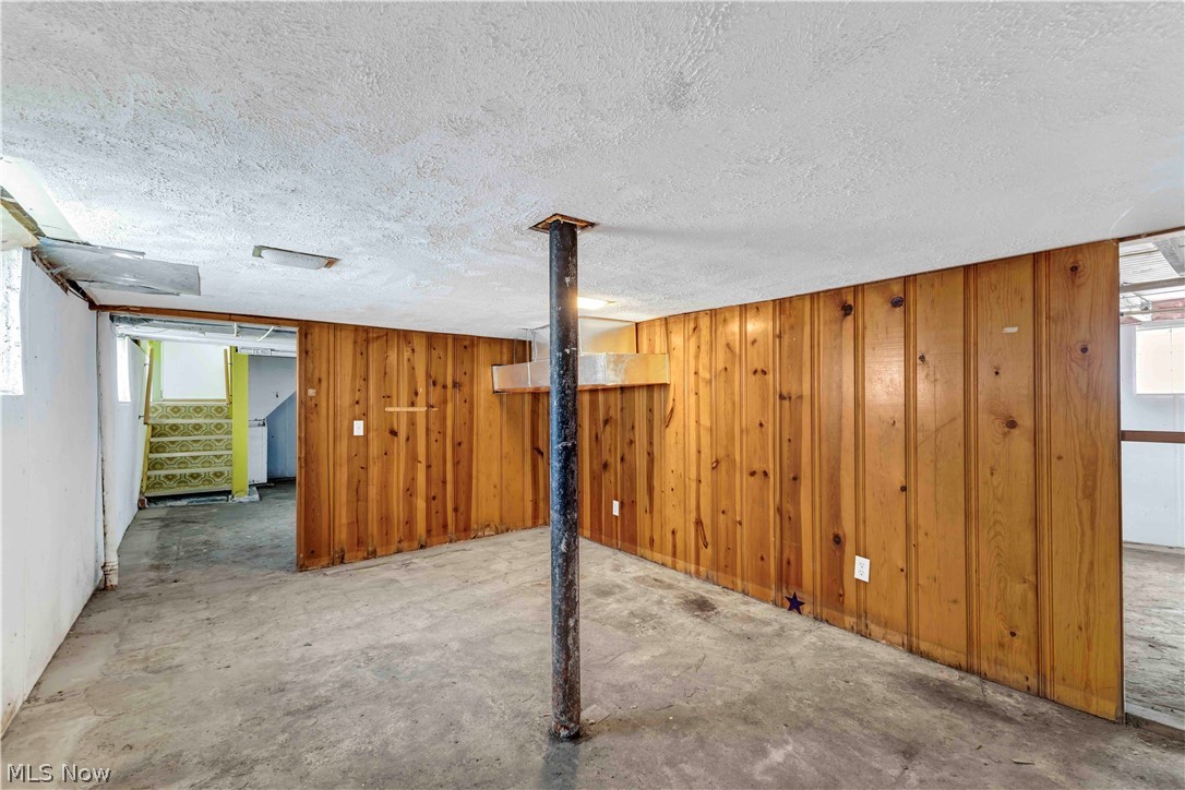 7614 Spring Garden Road Parma OH 44129