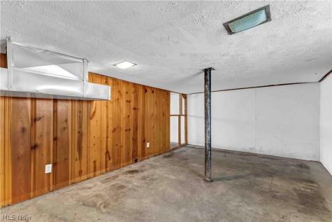 7614 Spring Garden Road Parma OH 44129