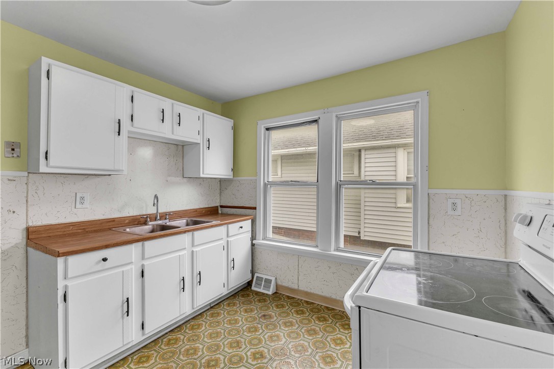 7614 Spring Garden Road Parma OH 44129