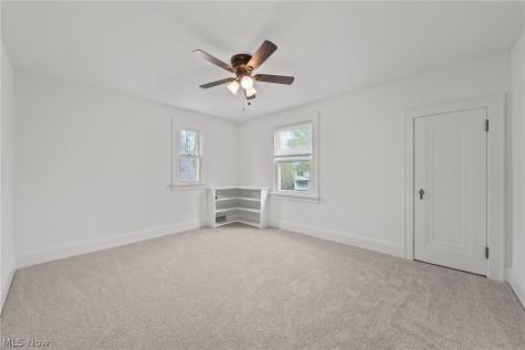174 E 208th Street Euclid OH 44123