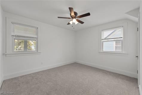 174 E 208th Street Euclid OH 44123