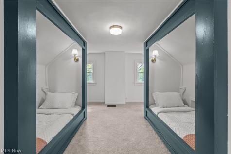 174 E 208th Street Euclid OH 44123