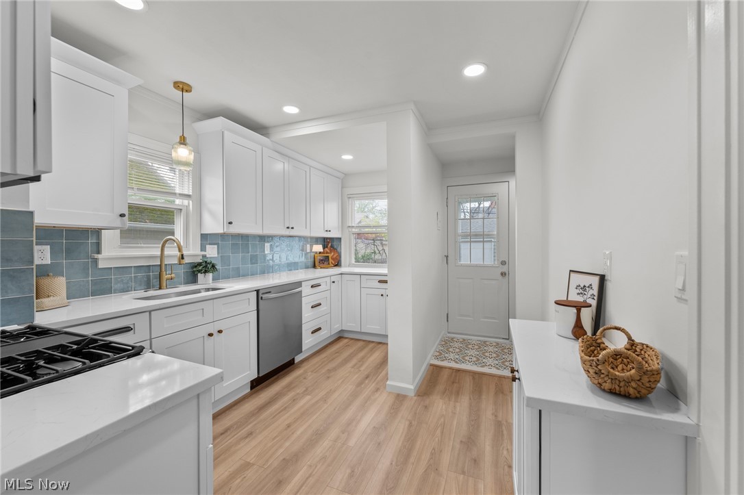 174 E 208th Street Euclid OH 44123