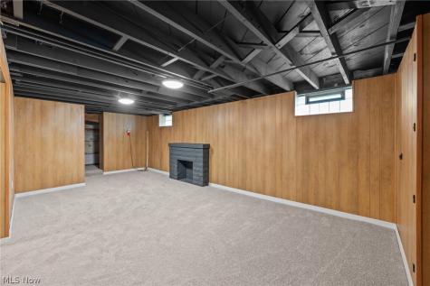 174 E 208th Street Euclid OH 44123