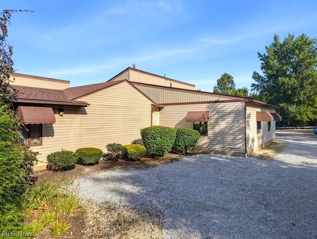 1177 Portage Trail Cuyahoga Falls OH 44223