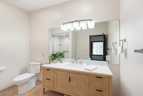 1177 W Portage Trail Extension Cuyahoga Falls OH 44223