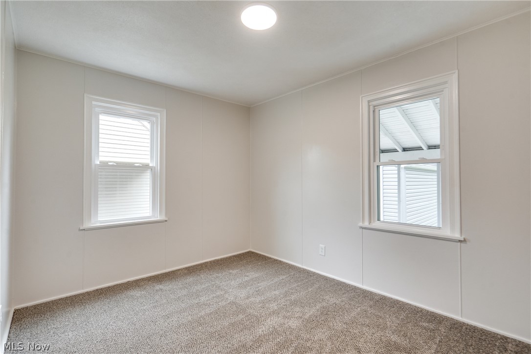 136 36th Street NE Canton OH 44714