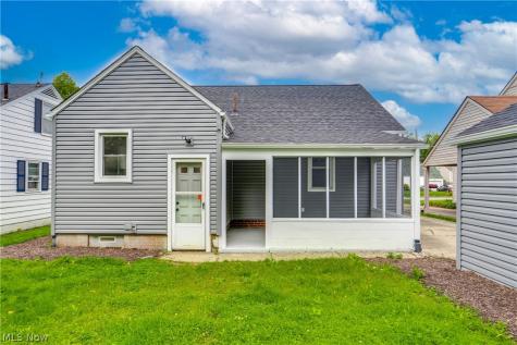136 36th Street NE Canton OH 44714