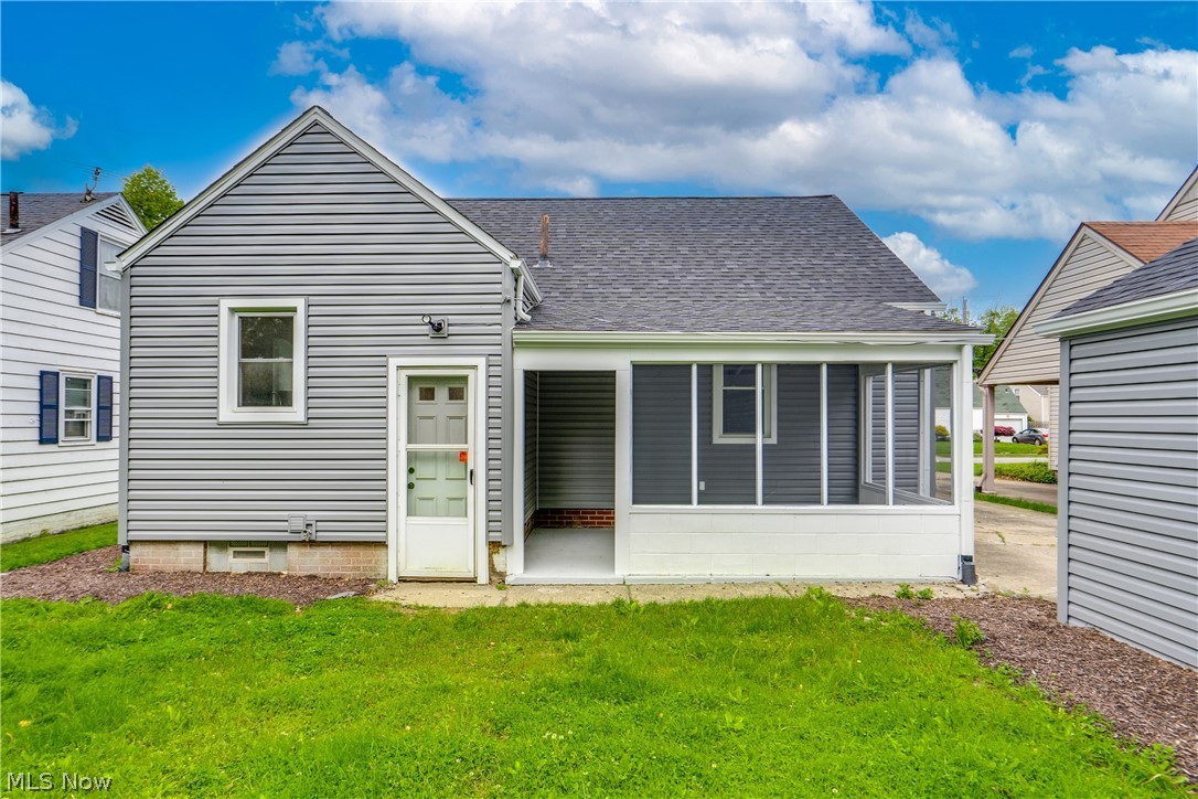 136 36th Street NE Canton OH 44714