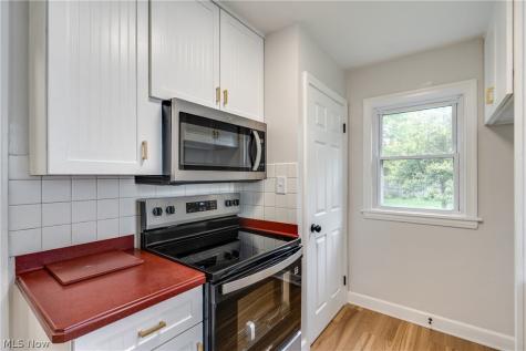 136 36th Street NE Canton OH 44714