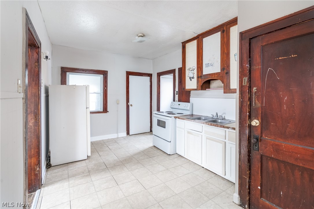 1816 E 34th Street Lorain OH 44055