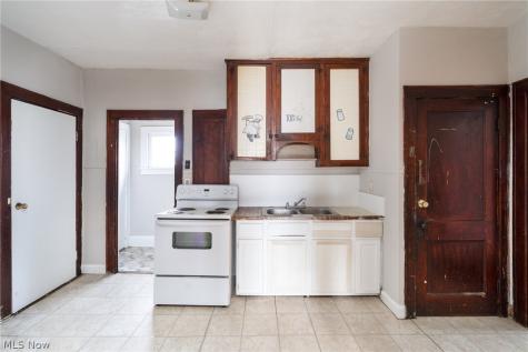 1816 E 34th Street Lorain OH 44055