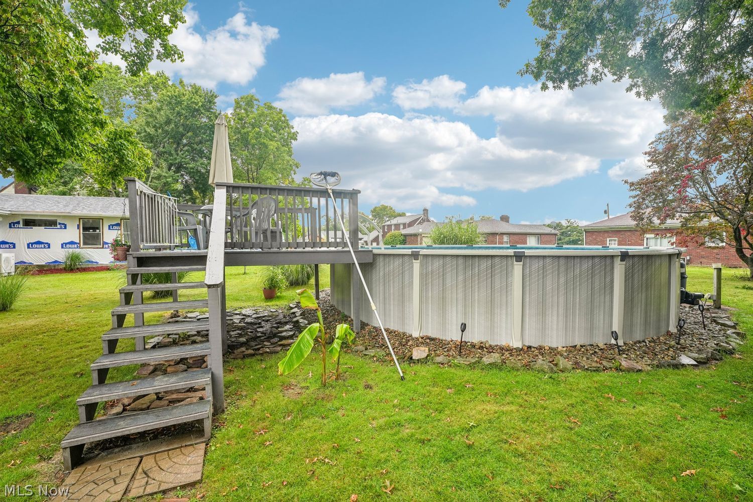 696 12th Street Campbell OH 44405