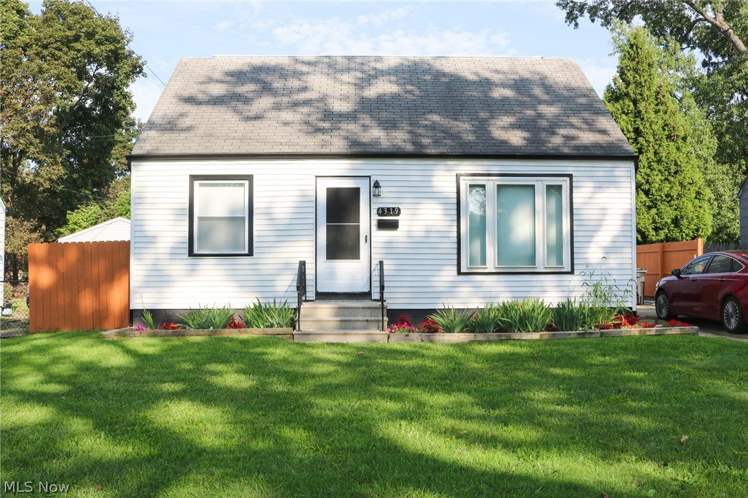 4319 W.189 Cleveland OH 44135