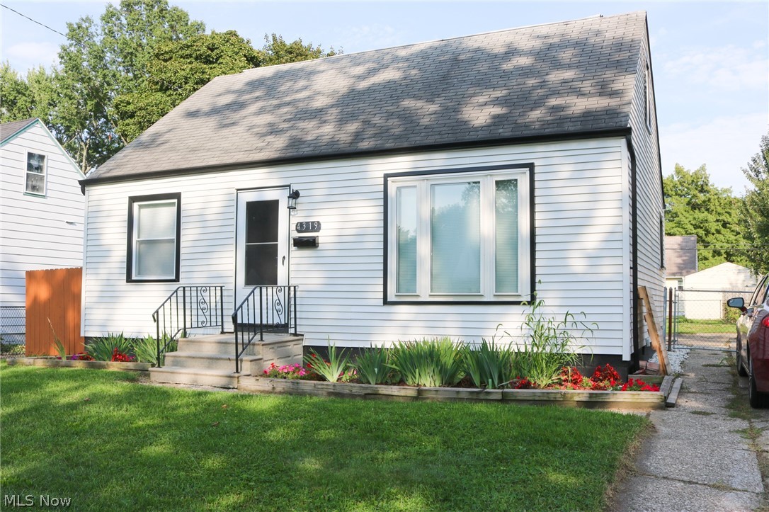 4319 W.189 Cleveland OH 44135