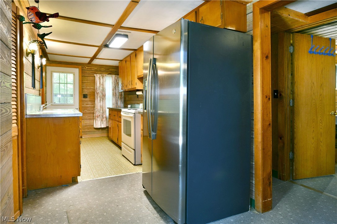 1114 Allen Smith Road Leavittsburg OH 44430