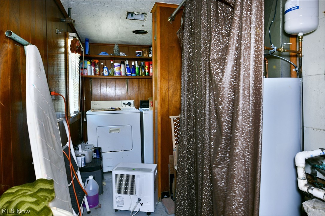 1114 Allen Smith Road Leavittsburg OH 44430