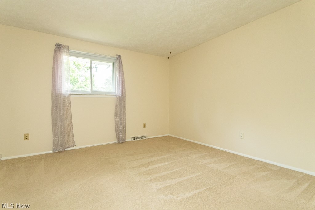 7735 Ohio Street Mentor OH 44060