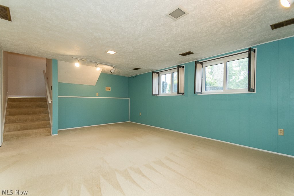 7735 Ohio Street Mentor OH 44060
