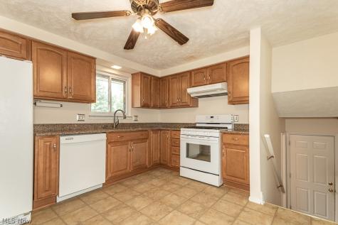 7735 Ohio Street Mentor OH 44060